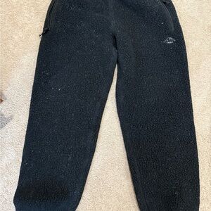 Aritzia TNA Black Fleece Joggers